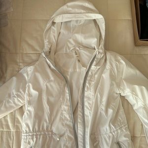 Lululemon Pleated Windbreaker Hoodie Jacket